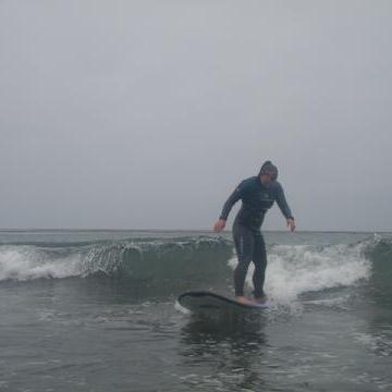 Surf lessons Monterey