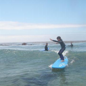 Surf lessons for beginners